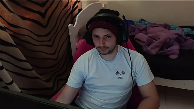 iurytx online show from February 14, 2025, 10:47 pm