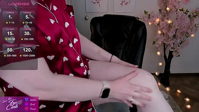 Nancy Sun  online show from January 12, 2025, 2:09 pm