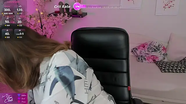 Nancy Sun  online show from October 25, 2025, 11:31 am