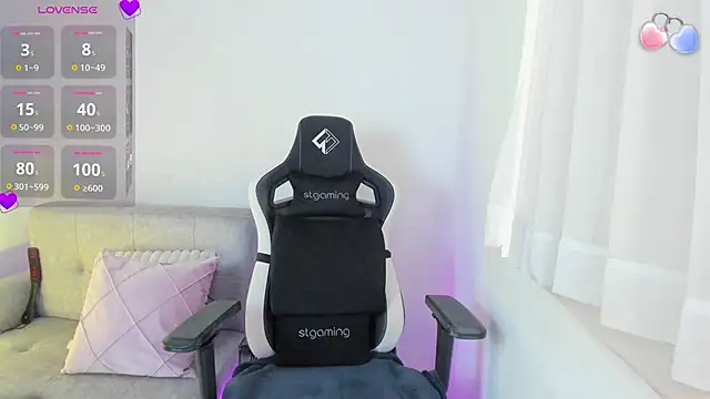 ambar-wells online show from March 19, 2026, 5:02 pm