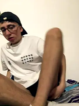 CamiRojas boy online show from October 20, 2025, 3:41 am