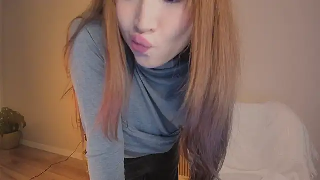 kawaii mia online show from April 6, 2026, 3:13 pm