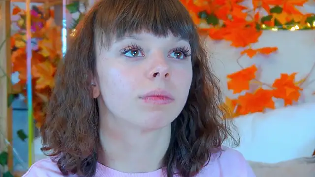 Snapshot of ElisabethDavis chatting on November 17, 2025, 4:33 pm ElisabethDavis online show from November 17, 2025, 4:33 pm