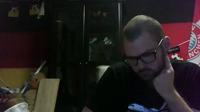 Die-geile-Sau online show from November 2, 2025, 5:51 pm