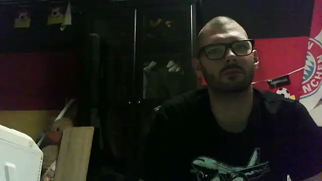 Die-geile-Sau online show from October 28, 2025, 9:03 pm