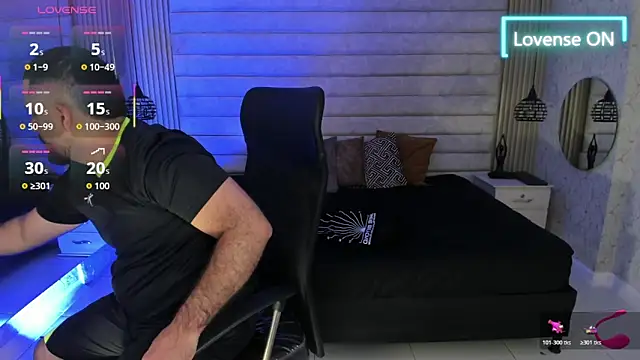 jhon bear03 online show from April 13, 2026, 11:25 am