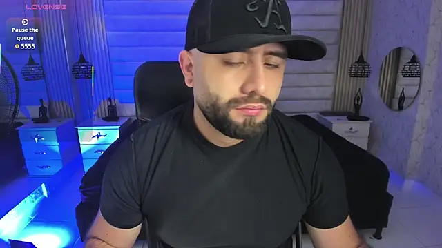 Snapshot of jhon_bear03 chatting on February 12, 2026, 11:10 am jhon bear03 online show from February 12, 2026, 11:10 am