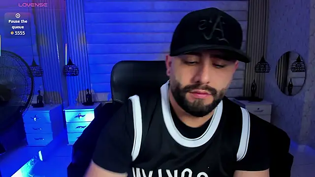 Snapshot of jhon_bear03 chatting on February 21, 2026, 11:23 am jhon bear03 online show from February 21, 2026, 11:23 am