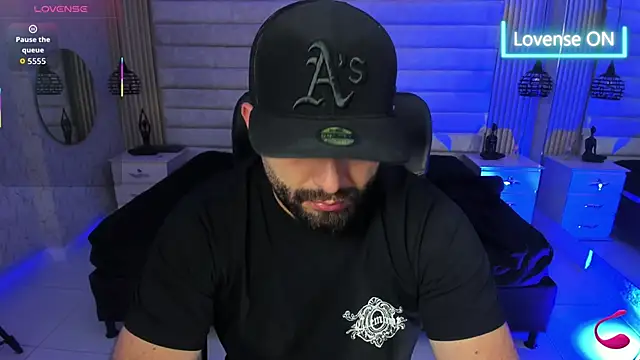 Snapshot of jhon_bear03 chatting on February 24, 2026, 11:22 am jhon bear03 online show from February 24, 2026, 11:22 am