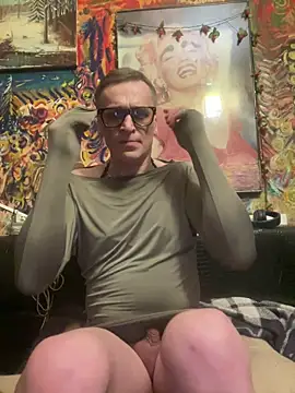 Snapshot of BarryKingsman chatting on March 17, 2025, 10:19 pm BarryKingsman online show from March 17, 2025, 10:19 pm