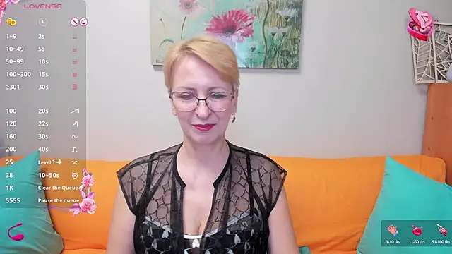 iamyourdream89 online show from March 19, 2025, 2:35 pm