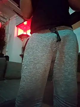 Snapshot of geiler89 chatting on November 25, 2025, 1:17 am geiler89 online show from November 25, 2025, 1:17 am