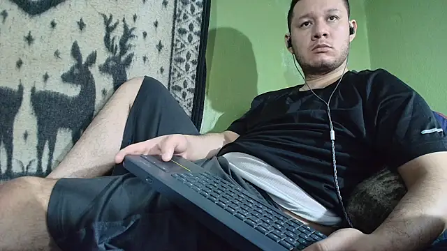 sweet cock28 online show from April 19, 2026, 1:56 pm