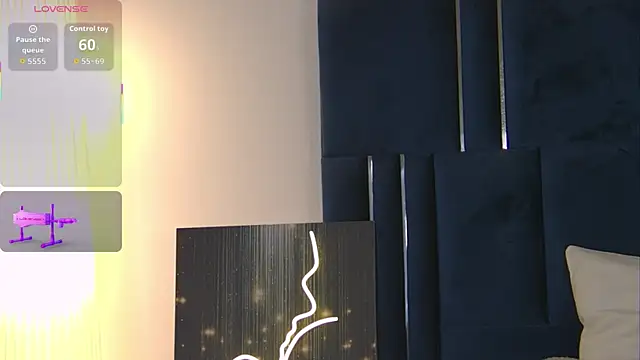 EdithOliviere online show from March 26, 2026, 10:13 am