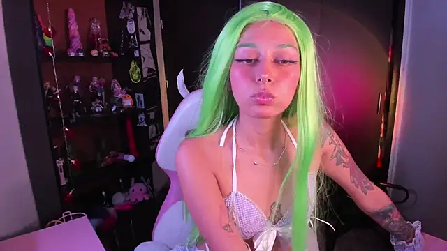 amber yull online show from March 7, 2026, 2:18 am