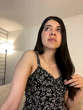 Snapshot of saori_10 chatting on January 7, 2026, 4:39 am saori 10 online show from January 7, 2026, 4:39 am