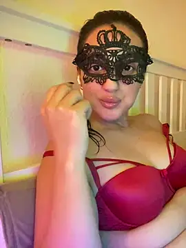 Snapshot of Sarahkhaalifa chatting on November 11, 2025, 8:58 pm Sarahkhaalifa online show from November 11, 2025, 8:58 pm