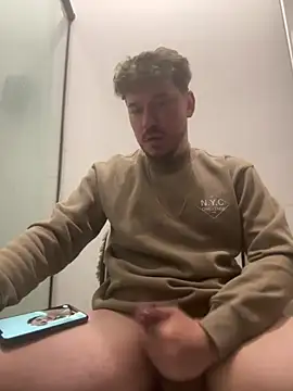 guaposexyh0t online show from May 17, 2026, 6:02 am