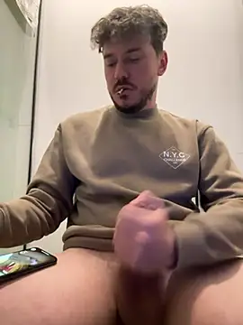 guaposexyh0t online show from May 27, 2026, 5:04 am