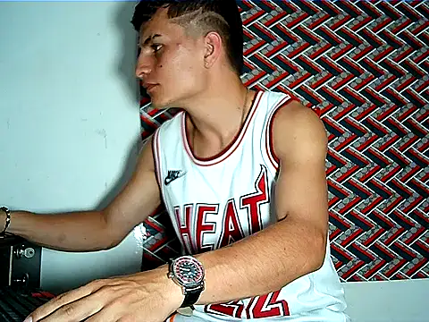 SHAT SEX online show from February 10, 2026, 4:00 am