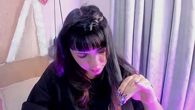 xhinata hyugax online show from March 23, 2026, 12:33 am