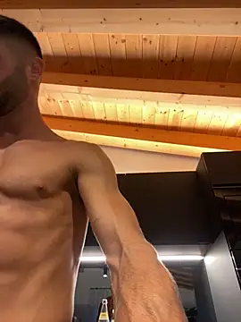 Snapshot of Fellix chatting on September 15, 2025, 5:24 pm Fellix online show from September 15, 2025, 5:24 pm