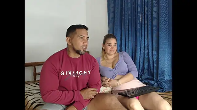 Snapshot of lover_1994 chatting on February 3, 2025, 11:31 am lover 1994 online show from February 3, 2025, 11:31 am