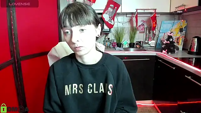 TayanaJons online show from December 14, 2025, 7:58 am