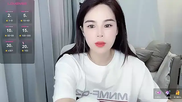 Snapshot of hknana chatting on February 18, 2025, 8:27 am hknana online show from February 18, 2025, 8:27 am