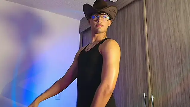 Snapshot of Jimmy_Leeh_ chatting on October 18, 2025, 10:12 pm Jimmy Leeh online show from October 18, 2025, 10:12 pm