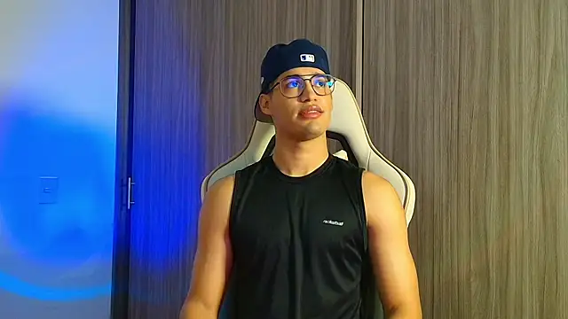 Snapshot of Jimmy_Leeh_ chatting on November 21, 2025, 4:55 am Jimmy Leeh online show from November 21, 2025, 4:55 am