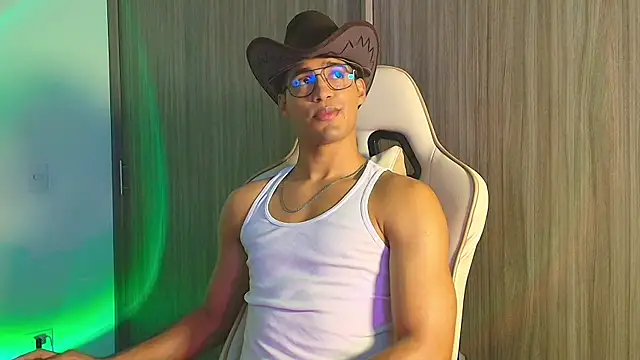 Snapshot of Jimmy_Leeh_ chatting on October 31, 2025, 3:47 am Jimmy Leeh online show from October 31, 2025, 3:47 am