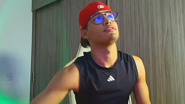 Snapshot of Jimmy_Leeh_ chatting on November 27, 2025, 3:51 am Jimmy Leeh online show from November 27, 2025, 3:51 am