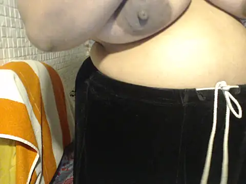 Snapshot of Oh_Maya chatting on February 2, 2026, 5:17 am Oh Maya online show from February 2, 2026, 5:17 am