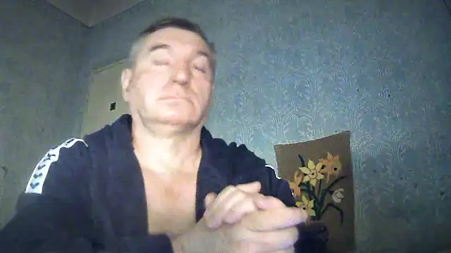 GYurmoka70 online show from April 28, 2026, 8:13 pm