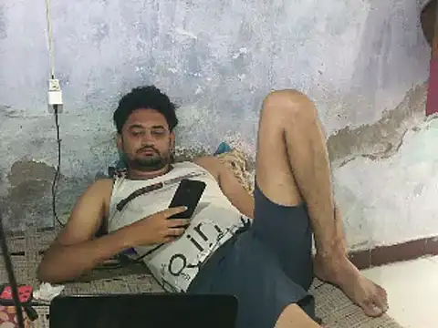 Snapshot of Rocobodymassager chatting on June 2, 2026, 2:55 am Rocobodymassager online show from June 2, 2026, 2:55 am