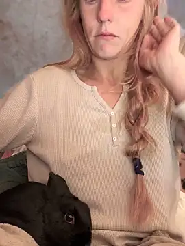 Snapshot of GoldenFlameGoddess chatting on September 26, 2025, 3:08 pm GoldenFlameGoddess online show from September 26, 2025, 3:08 pm