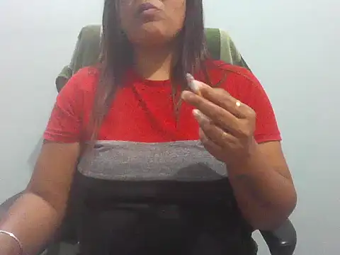 Snapshot of gyanvi1 chatting on December 22, 2024, 11:33 am gyanvi1 online show from December 22, 2024, 11:33 am