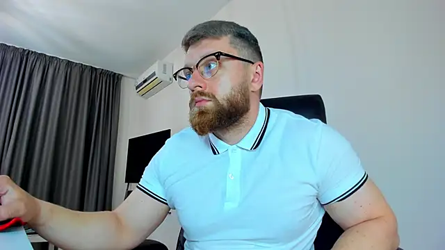 Findom guy online show from April 7, 2026, 12:29 pm