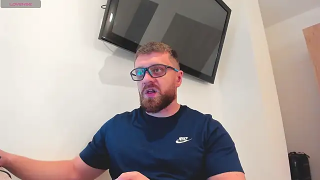 Findom guy online show from February 20, 2026, 9:39 pm