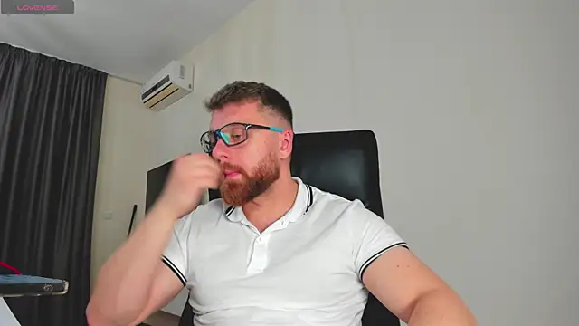 Findom guy online show from March 5, 2026, 11:07 am