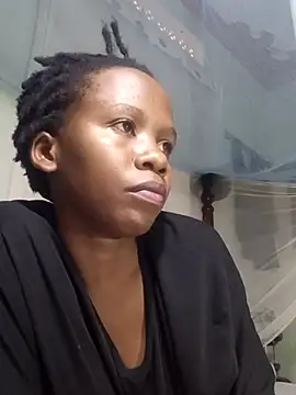 Snapshot of Queentesi chatting on March 13, 2025, 5:33 am Queentesi online show from March 13, 2025, 5:33 am