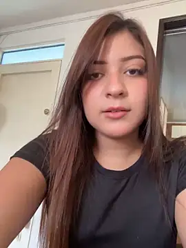 Snapshot of Zoe_Lennoxx chatting on May 14, 2026, 4:26 pm Zoe Lennoxx online show from May 14, 2026, 4:26 pm