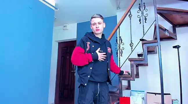 andboyfor6 online show from February 13, 2025, 5:16 am