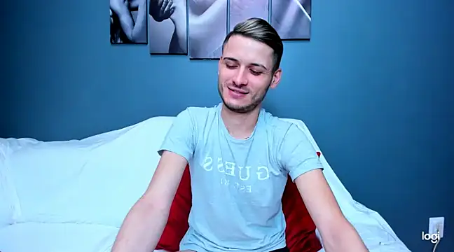 andboyfor6 online show from January 19, 2025, 12:39 pm