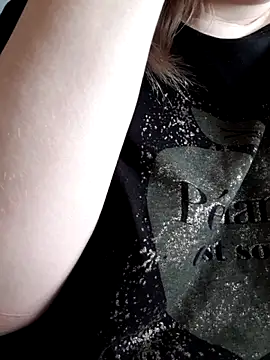 Snapshot of D_Marinna chatting on February 22, 2026, 7:55 am D Marinna online show from February 22, 2026, 7:55 am