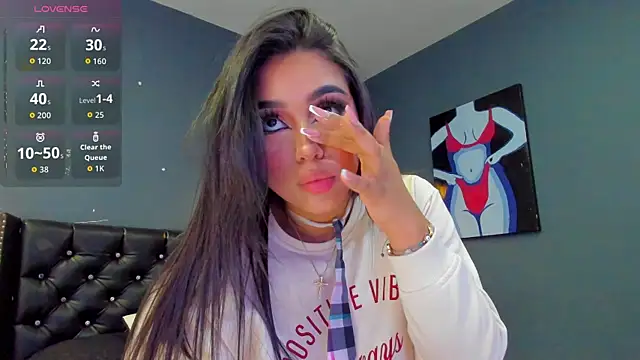 Sophiietaylor online show from November 4, 2025, 11:19 pm