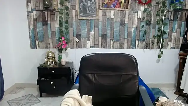 KarimaSarabe online show from January 9, 2026, 9:55 pm