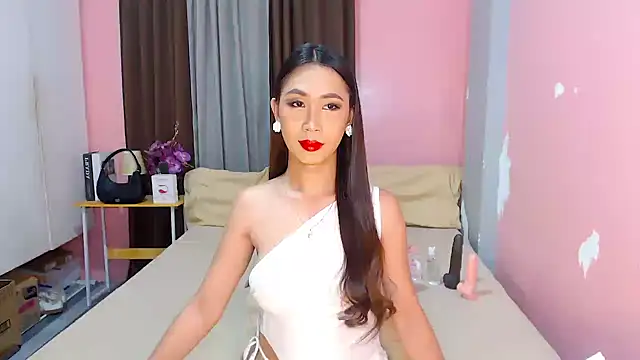 Snapshot of Malena_Ts chatting on May 6, 2026, 8:29 am Malena Ts online show from May 6, 2026, 8:29 am