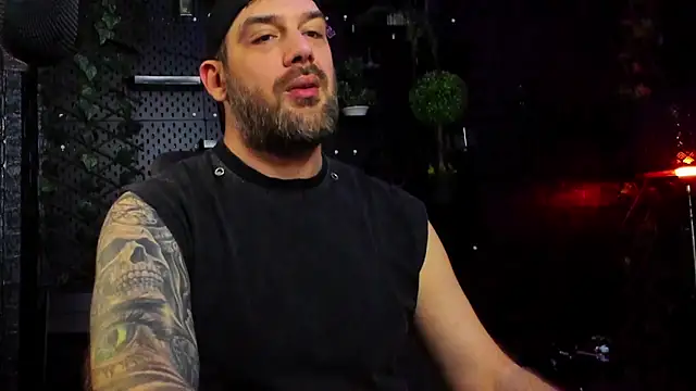 LexXHardy online show from April 18, 2026, 4:31 pm